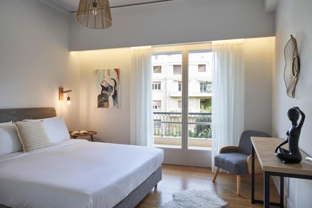 Chic N Bright 3Bd Apt With Hilton View アテネ エクステリア 写真